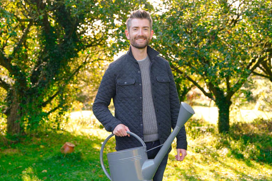 How To Collect And Conserve Water In The Garden